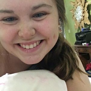 Meet your Posher, Emily